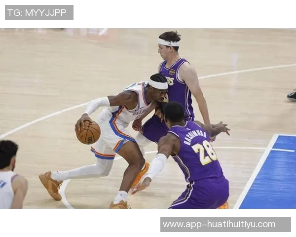 斯普利特分析防守SGA失误称在假动作上被晃动犯错 斯普利特分析防守SGA失误称在假动作上被晃动犯错