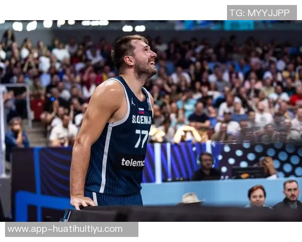 里夫斯谈东契奇交易震惊感受认为他正在逐步适应新环境