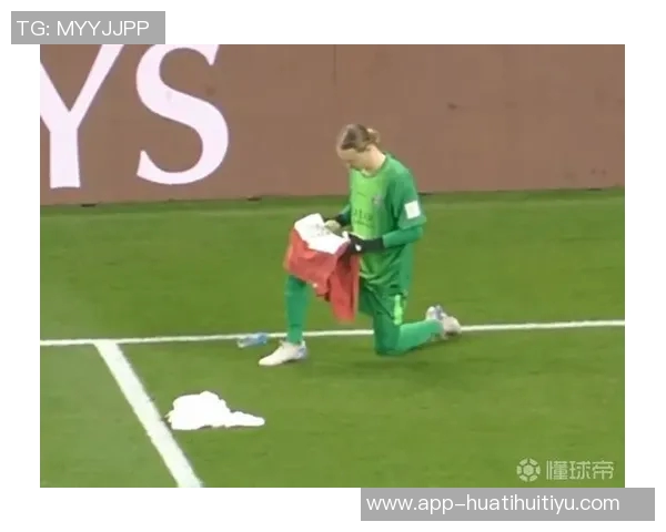 巴黎门将萨福诺夫手骨折仍勇扑四点近期将缺阵比赛 巴黎门将萨福诺夫手骨折仍勇扑四点近期将缺阵比赛