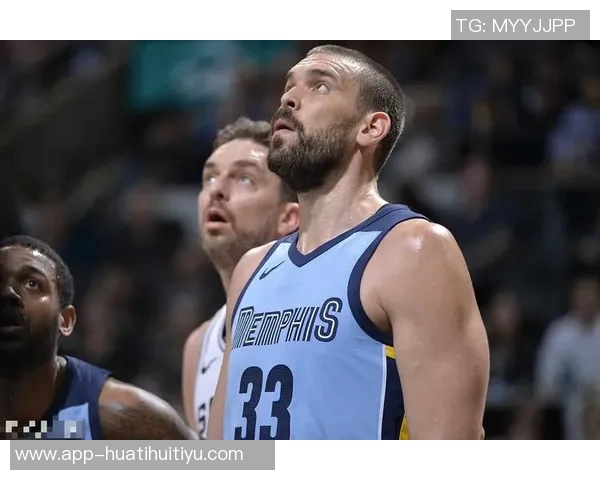 贝帅向管理层坦言球队失控却未提出有效解决方案引发关注 贝帅向管理层坦言球队失控却未提出有效解决方案引发关注