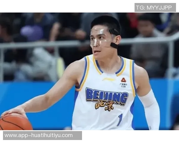 北京依靠翟晓川罚球稳住胜局陈盈骏状态回暖助力球队表现出色
