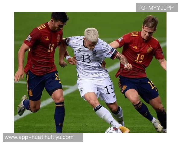 马威谈与布克的默契提升期待在比赛中更好地配合与理解