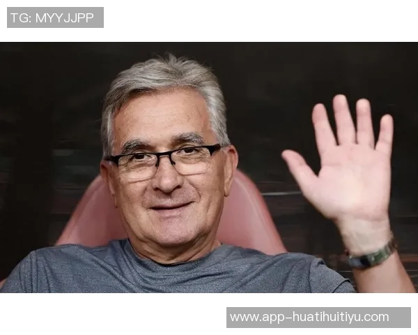 前国足主帅伊万宣布退休42年执教生涯画上句号