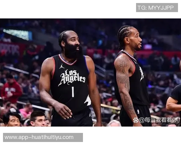 小卡强调季前赛与训练相似强调防守体系的重要性与持续打磨