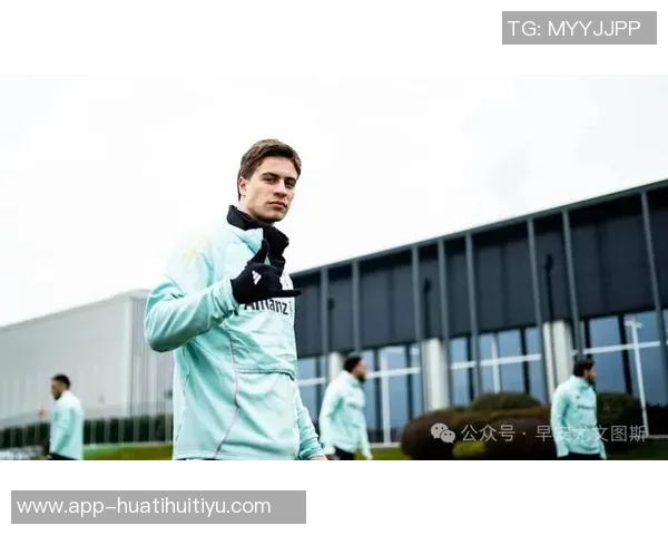 意媒透露科莫利计划冬窗引进图卢兹后卫克雷斯韦尔助力尤文图斯 意媒透露科莫利计划冬窗引进图卢兹后卫克雷斯韦尔助力尤文图斯